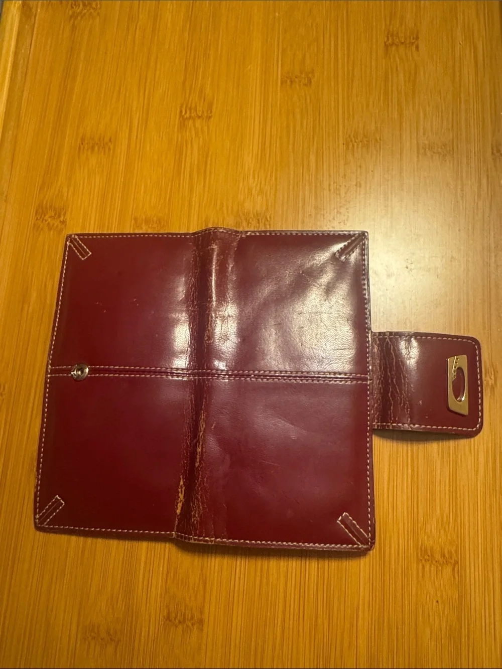 GUESS Wine Red Leather Card & Key Organizer